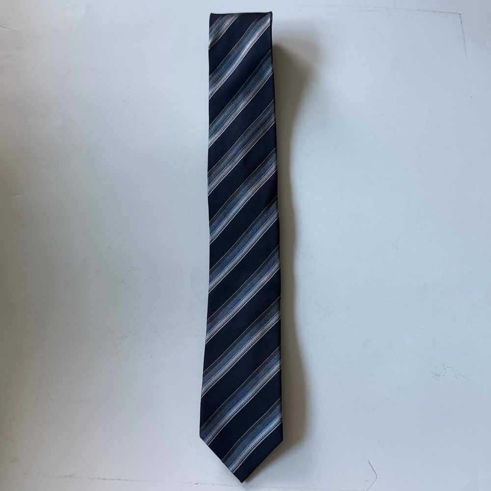 bar III Hand Made Silk Blue Striped Tie